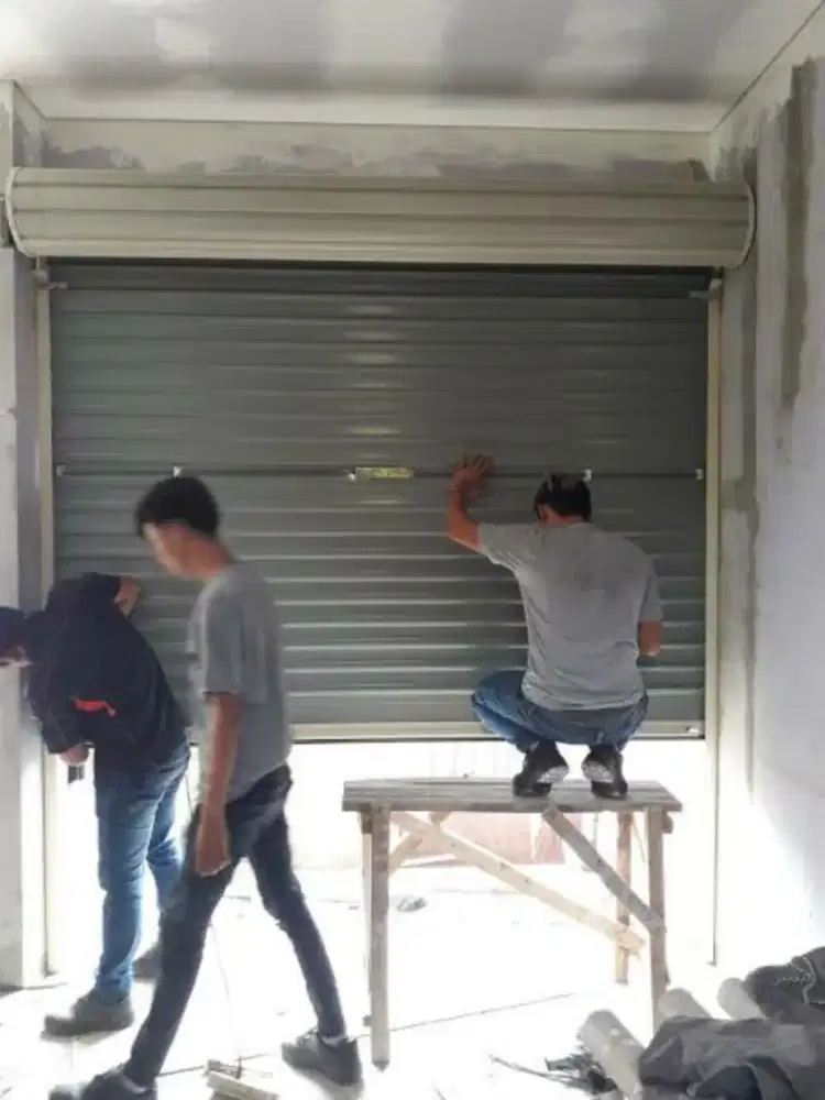 Tukang Service Rolling Door