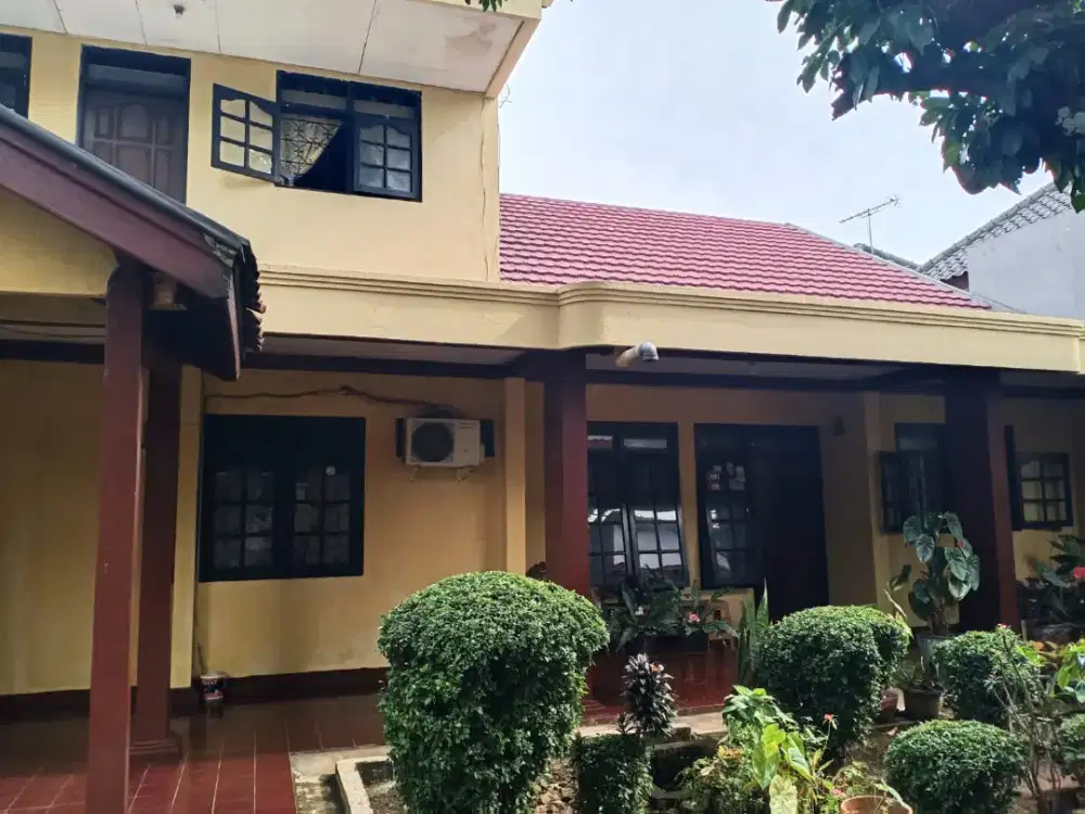 Rumah Dijual Radius 2,5 KM Dari Kebun Raya