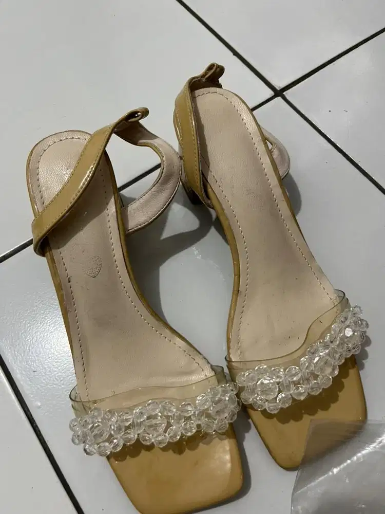 Sendal High Heels Wanita