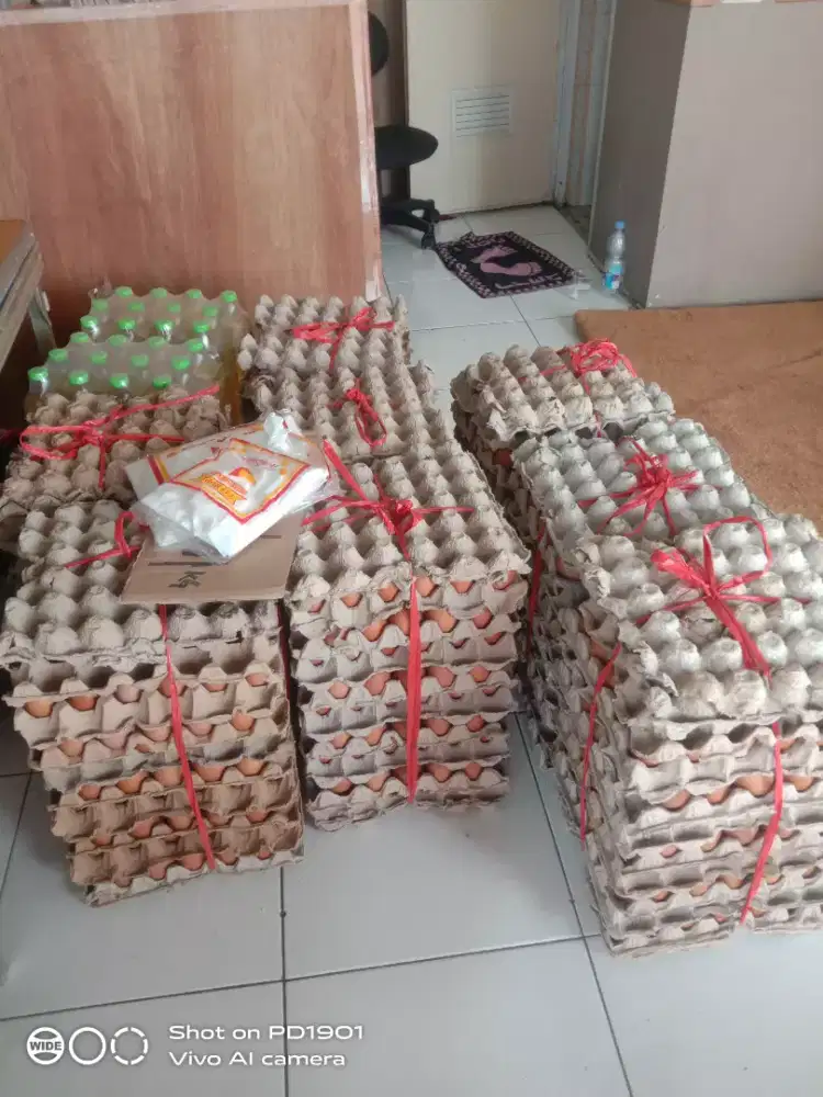 Batok charger hape bergaransi.beli satu gratis satu