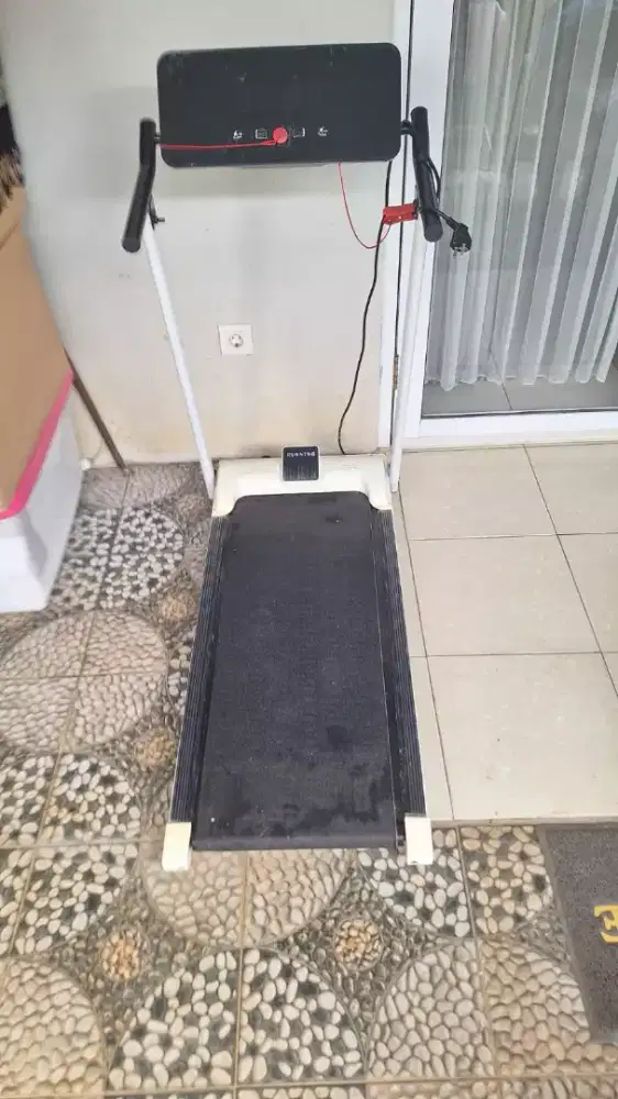Di jual treadmill