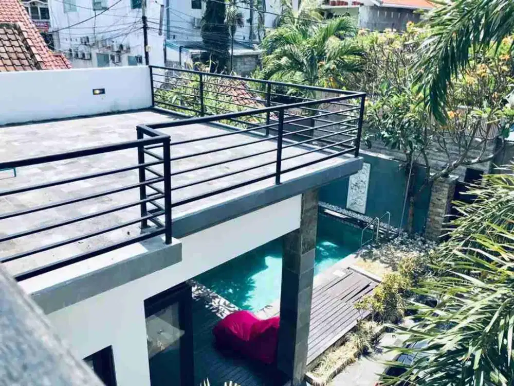 VILA SEMER MODERN KEROBOKAN