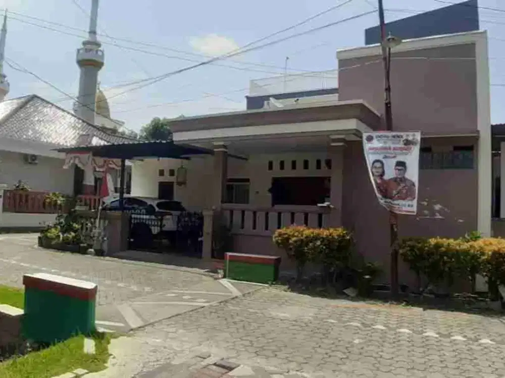 RUMAH DI JL PANDA BARAT PALEBON  PEDURUNGAN SEMARANG