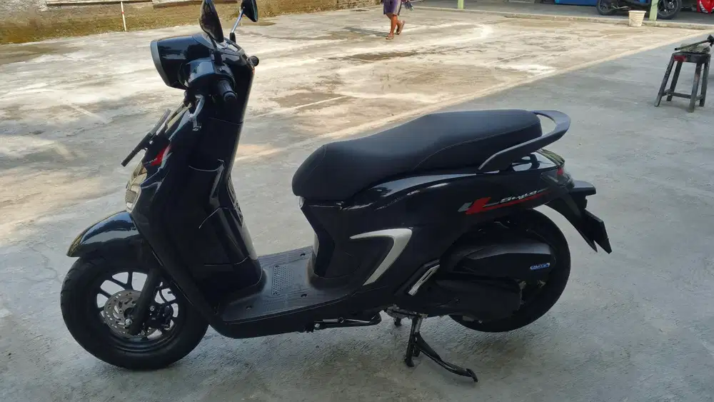 Stylo 2024 kilometer rendah