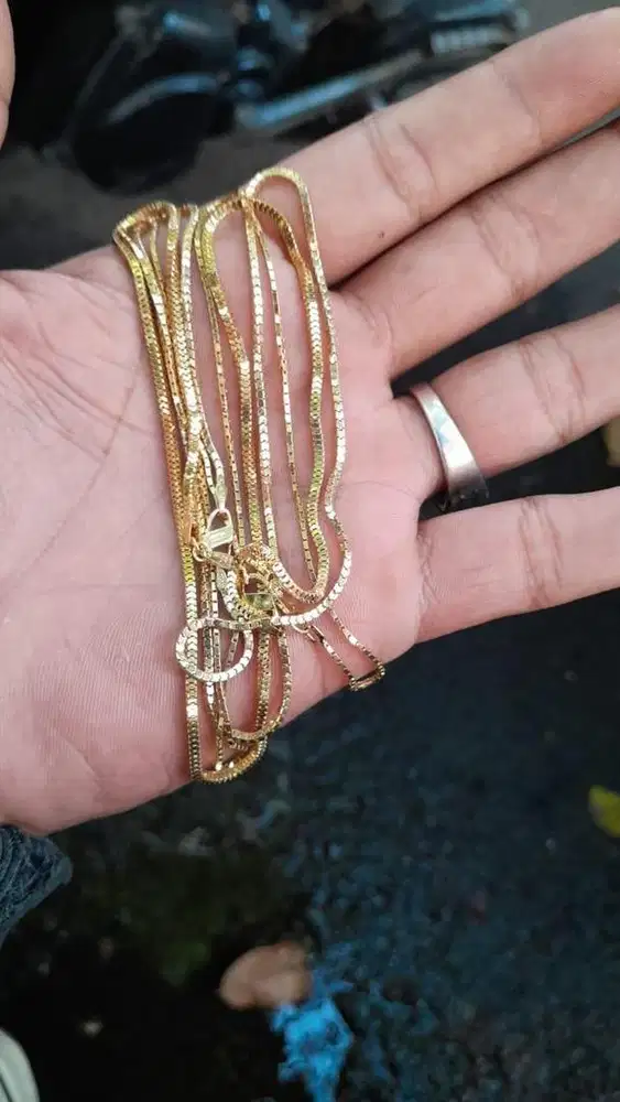 Terima jual beli emas dan berlian