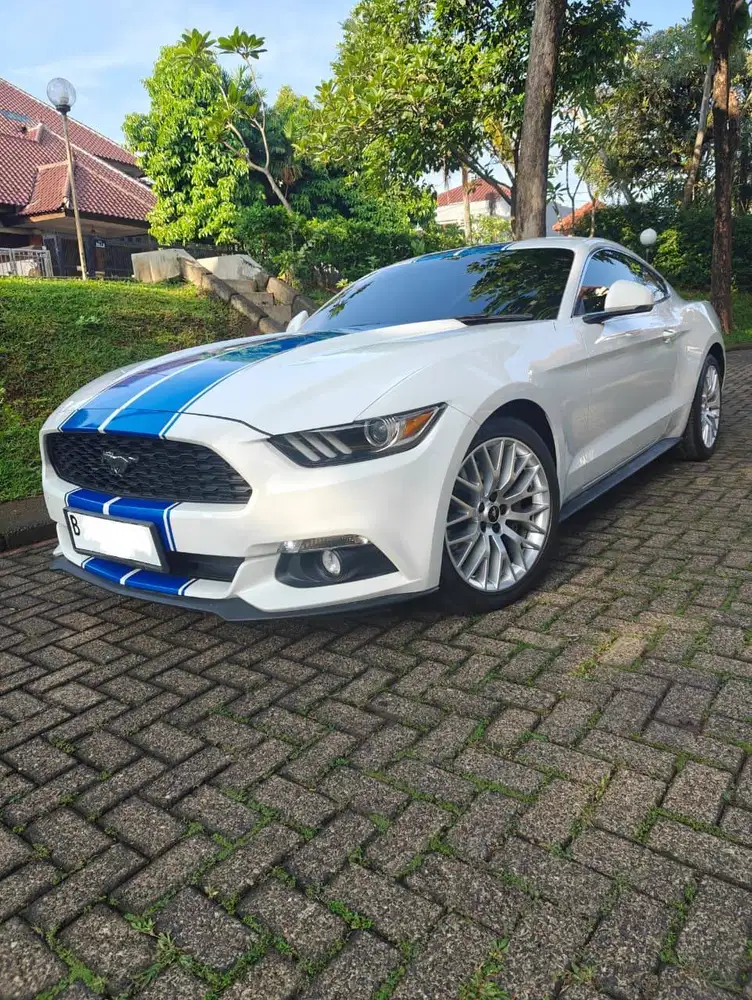 FORD MUSTANG 2016 LOW KM ANTIK PUTIH PRIBADI NO LAKA BANJIR Ecoboost Q