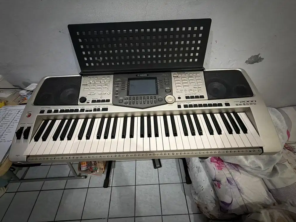 Keyboard Yamaha PSR2000