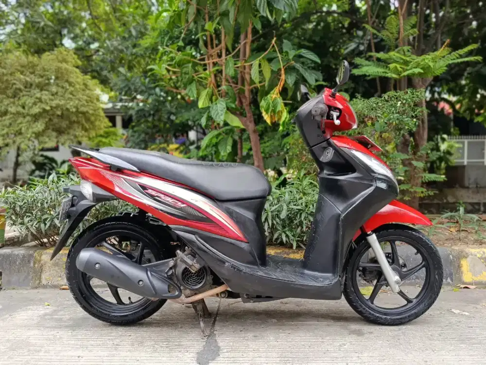 Honda Spacy HelmIn Karbu 2011