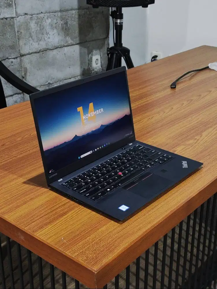ThinkPad X1 Carbon 5th Gen - i5-7300U