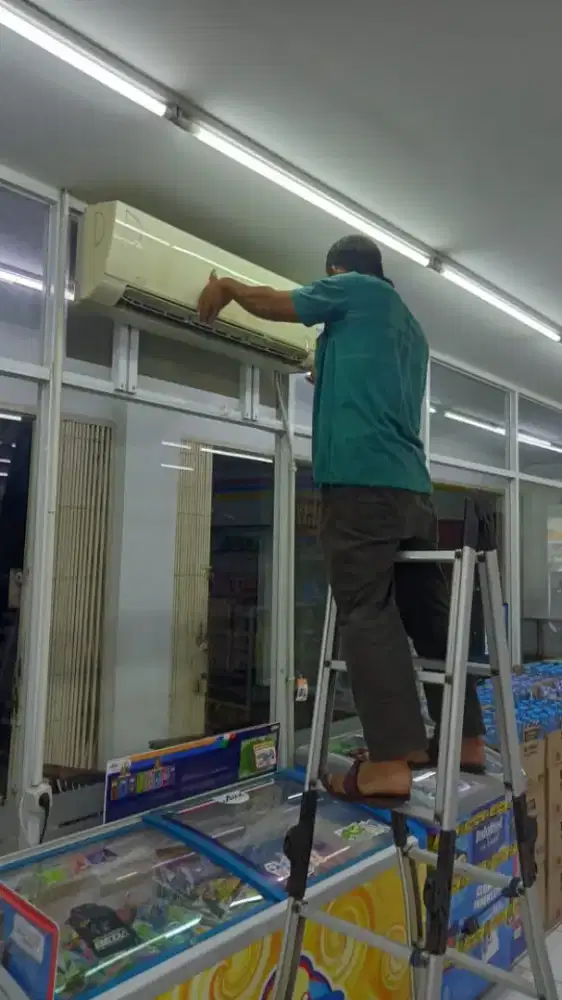 Service AC panggilan