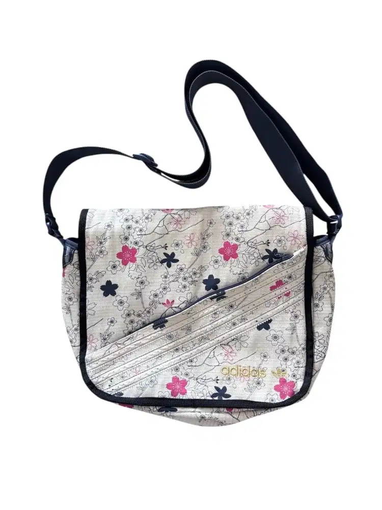 Adidas slingbag