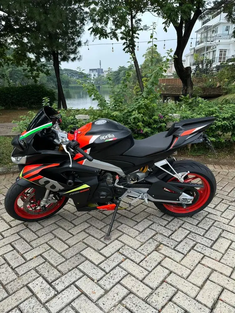 DIJUAL MOGE / MOTOR GEDE / APRILIA RS 660