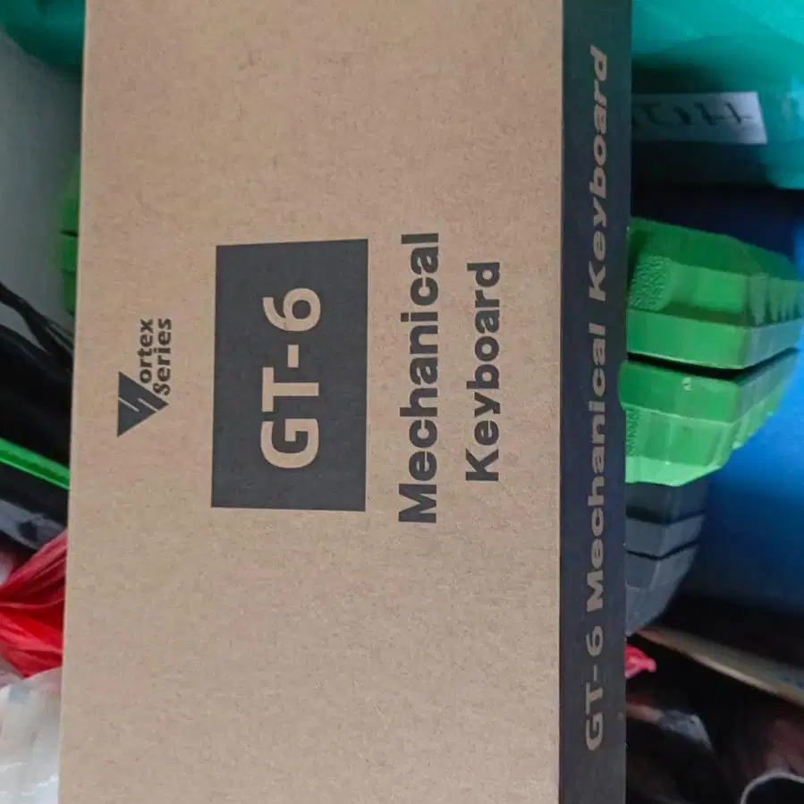 Vortex Series GT6, Wireless RGB 65% Mechanical Gaming Keyboard - Hitam