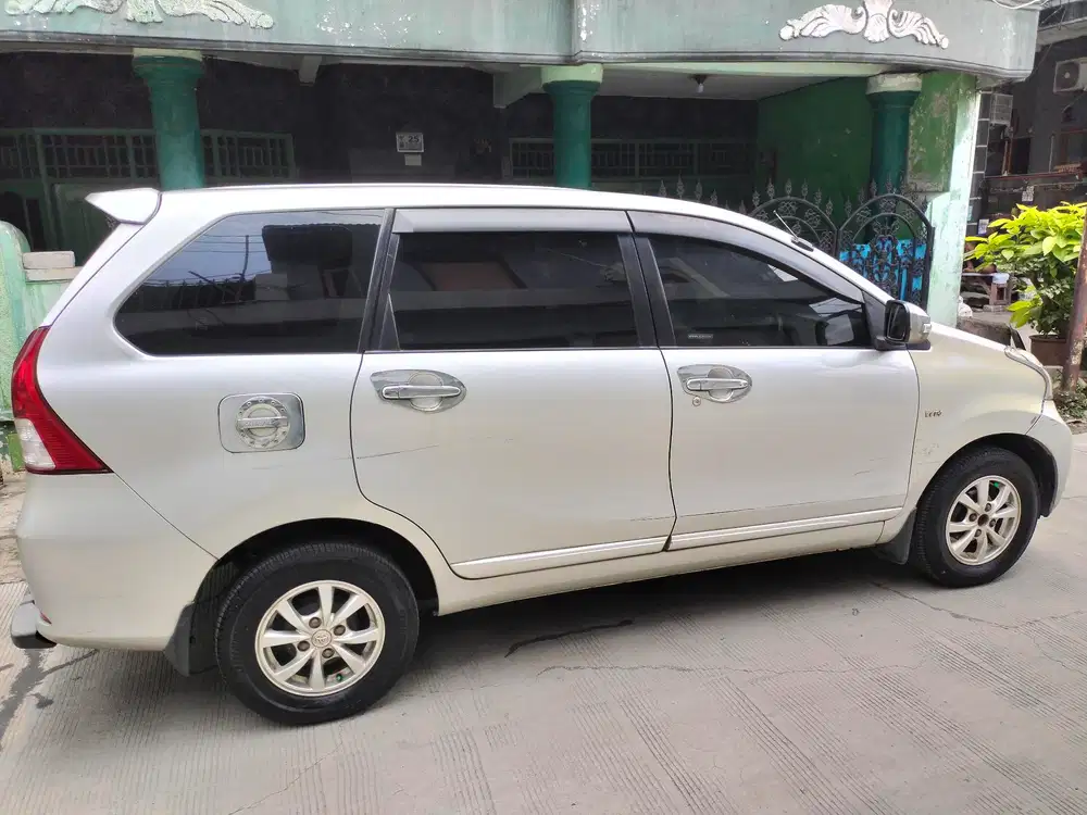 Toyota Avanza 2012 Bensin
