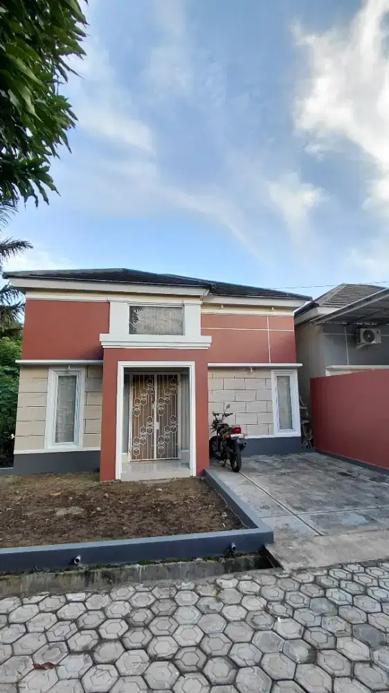 Rumah siap huni / Furnished