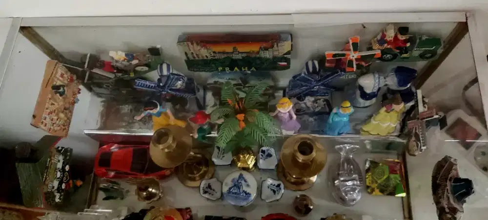 Di jual pajangan/Souvenir dr Belanda