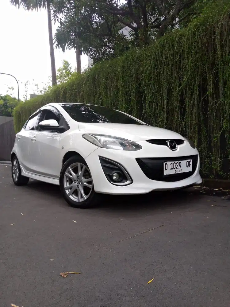 Mazda 2R matic 2012