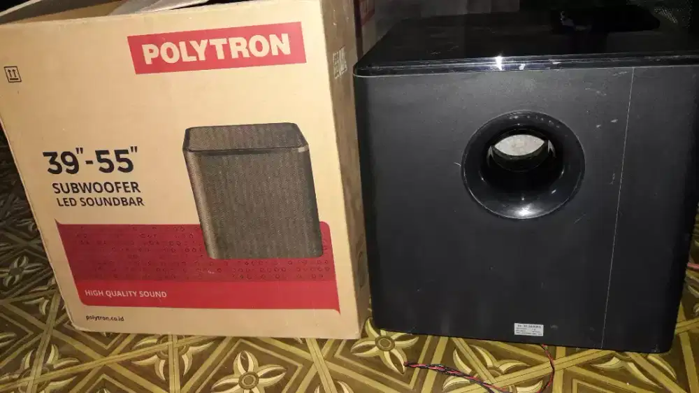 SALON WOOFER ples TWITER