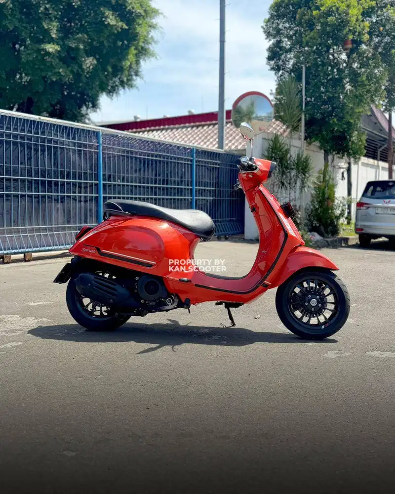 JUAL MURAH VESPA SPRINT S 150 iGET ABS FACELIFT 2022 MULUS