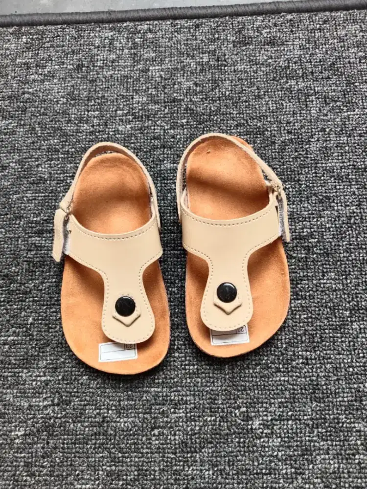 Lowongan Kerja – Tim Packing (online shop)