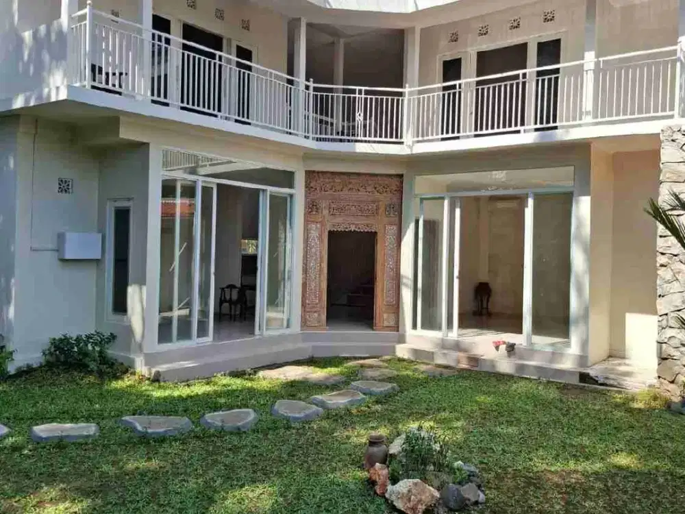 Rumah Asri view Sungai Jl Ahmad Yani Utara