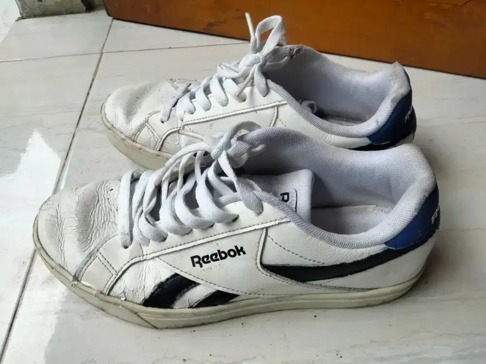 Reebok size 40 Vietnam