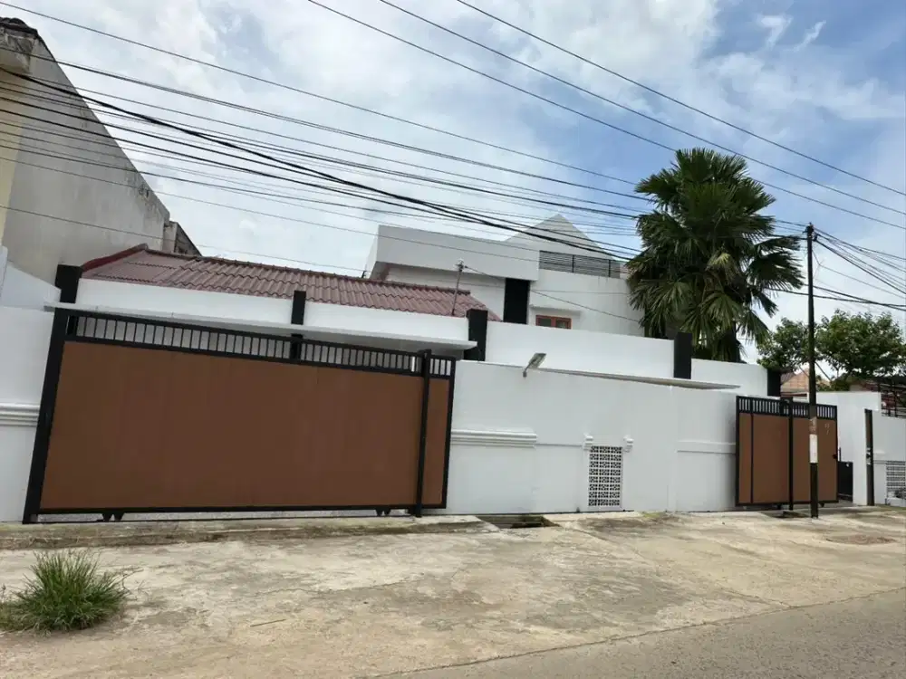 DIJUAL RUMAH HOOK GRIYA DAMAI INDAH KENTEN LAUT PALEMBANG