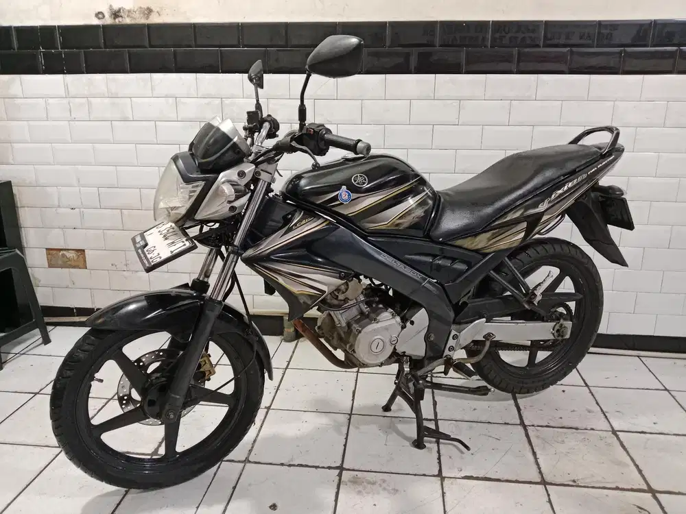 Yamaha vixion old 2011 mesin halus terawat