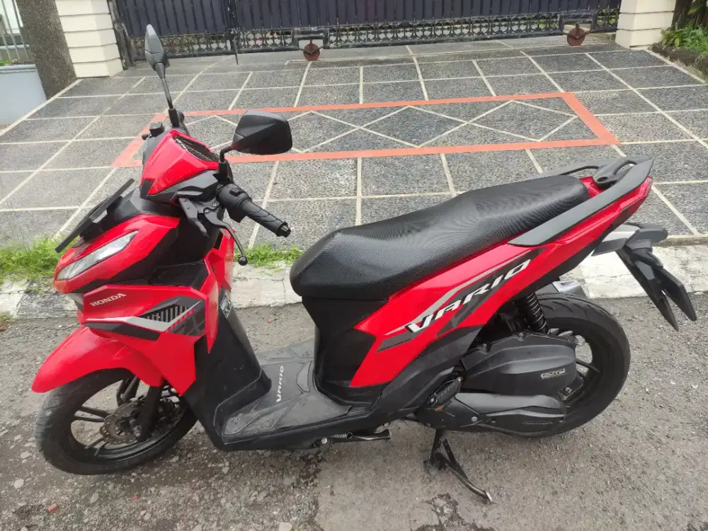 Vario 125 cbs 2023 RedFerrari ORIGINAL