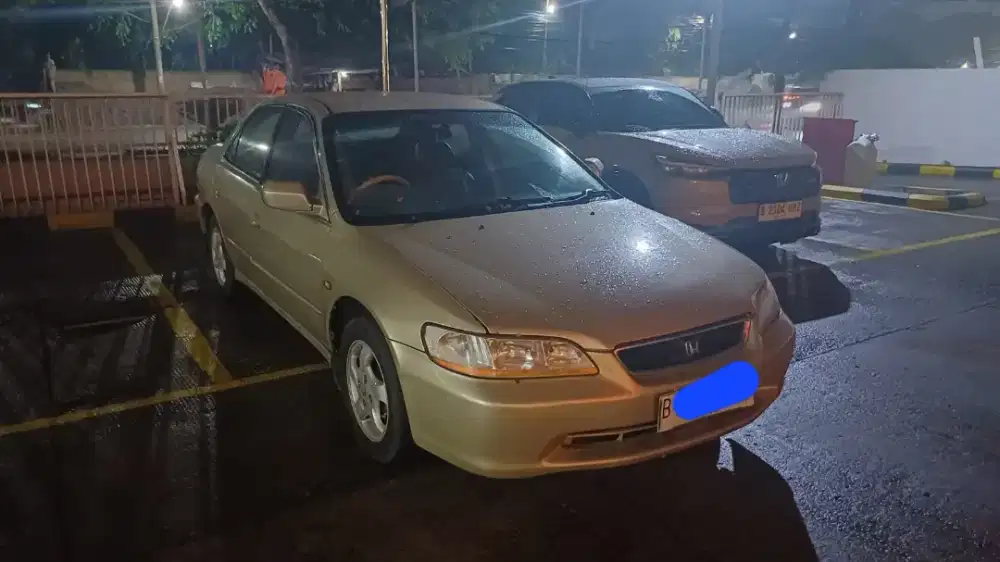 Honda accord thn 2002