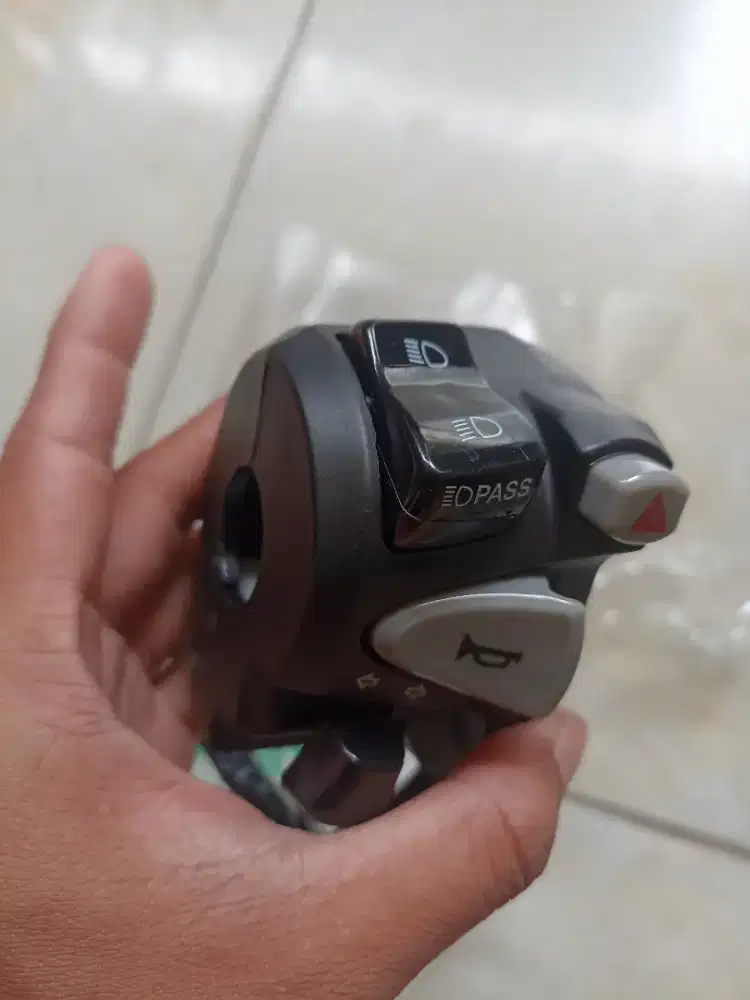 Saklar Domino Vario 160 CBS