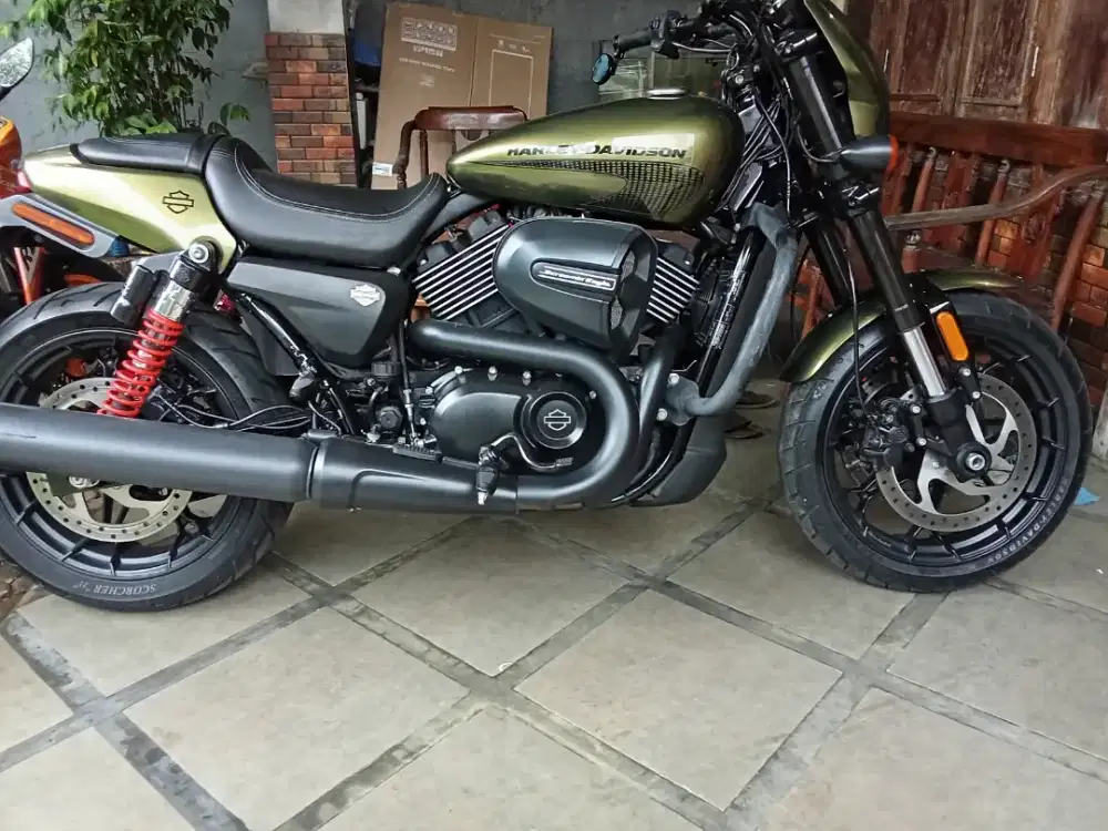 H-D street 750 Green Color