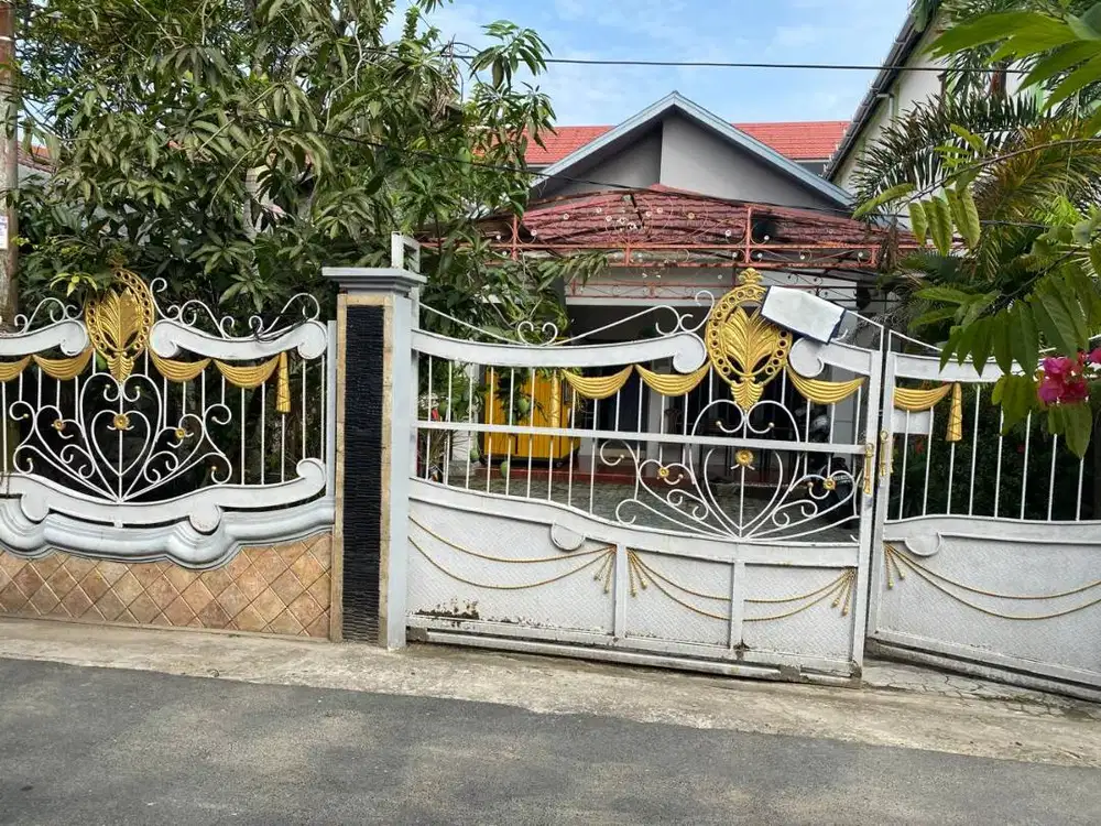 Rumah murah luas dalam kota