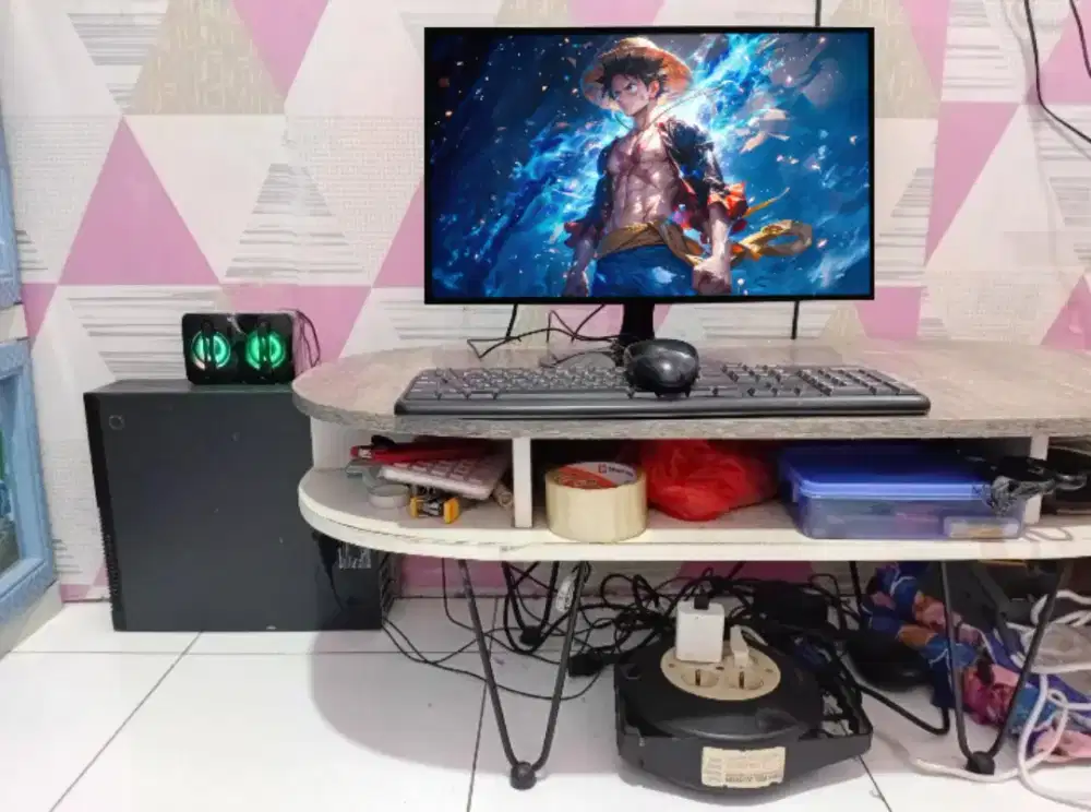 PC GAMING DESIGN + LCD + RAM 8 GB + VGA 1 GB + HD 500 GB + GAMES APP