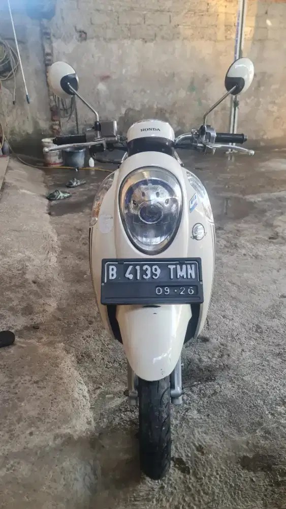 Honda Scoopy 2016
