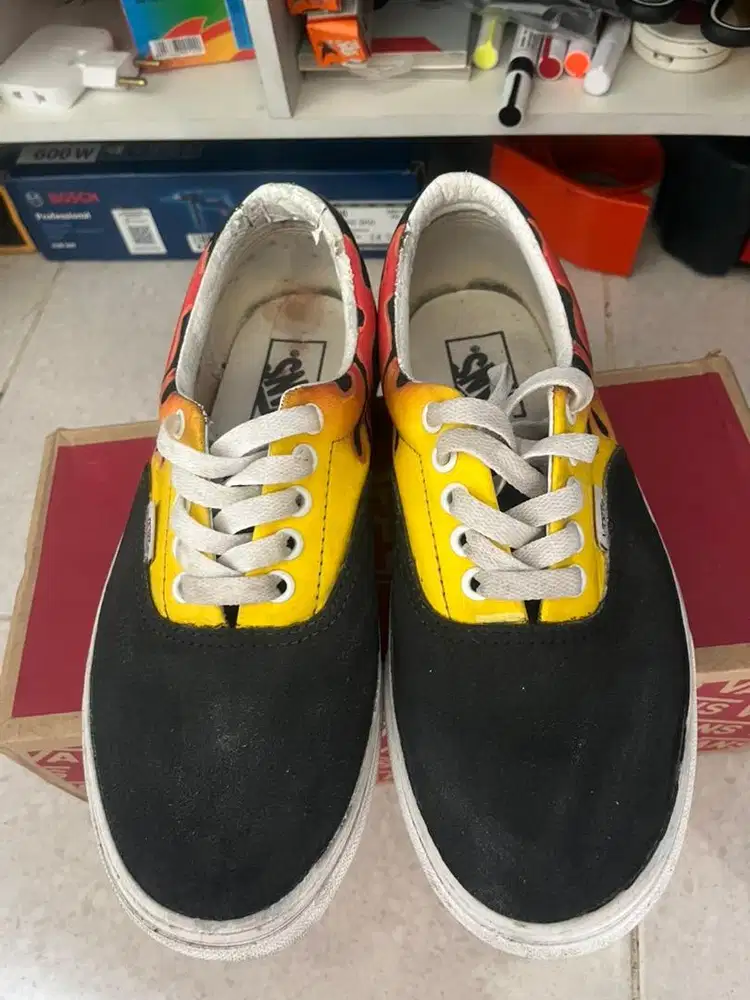 Sepatu Vans Era Flame Black