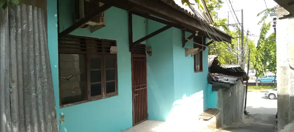 Rumah dikontrakan strategis 100m Terminal Kp rambutan, Ciracas, Jaktim