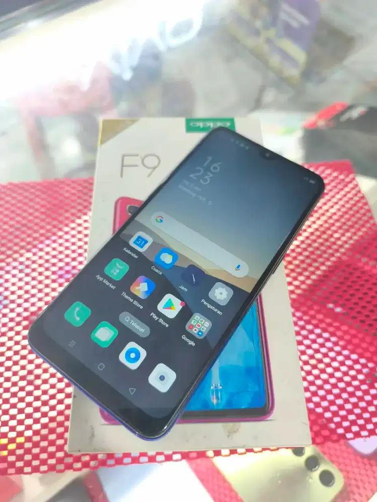 Second fullset Oppo F9 4/64GB