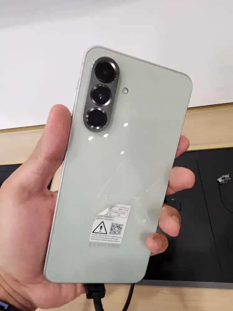 Cicilan 499ribu free adaptor samsung A56