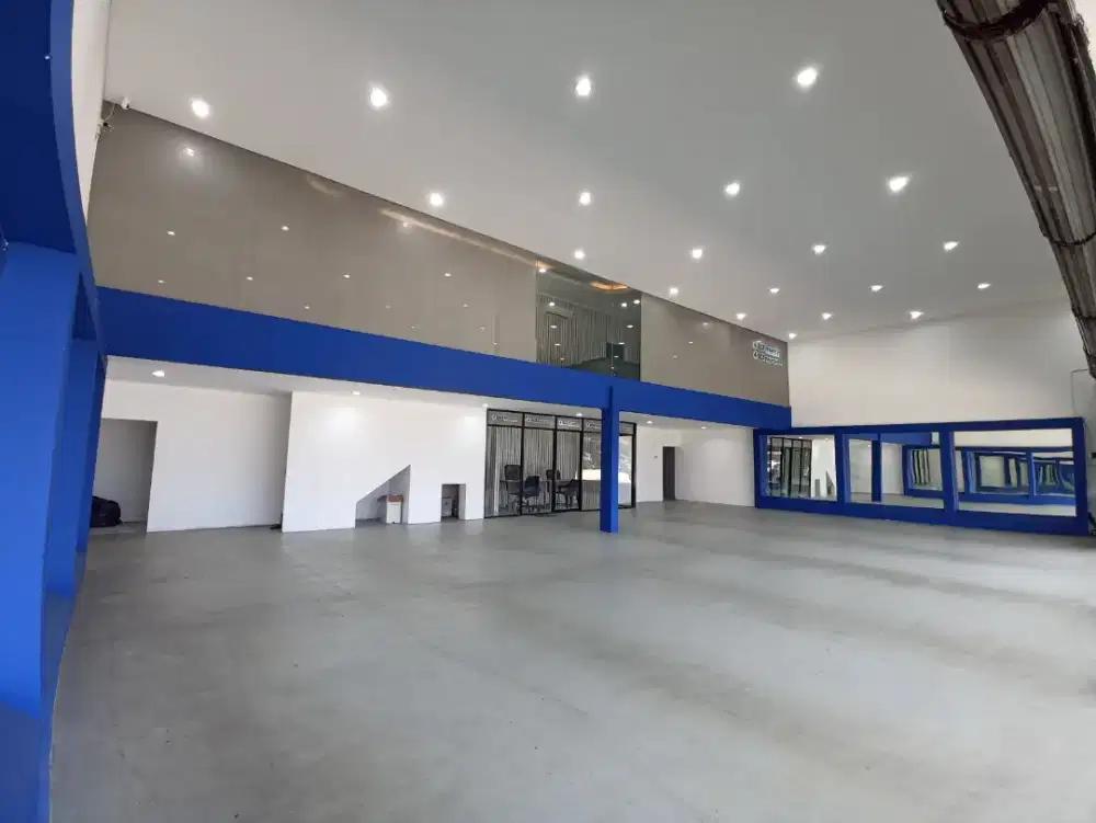 DIJUAL / DISEWAKAN SHOWROOM BURSA OTOMOTIF SUNTER SIAP PAKAI!