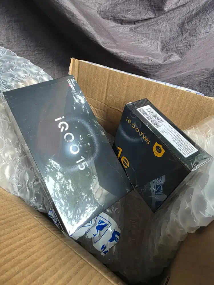 Iqoo 15 ram 12/256 bisa tt dibawahnya