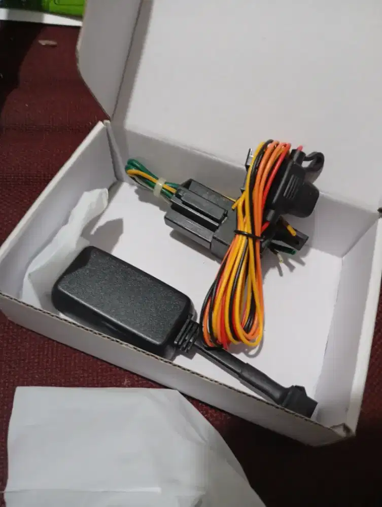 Gps mobil baru bergaransi