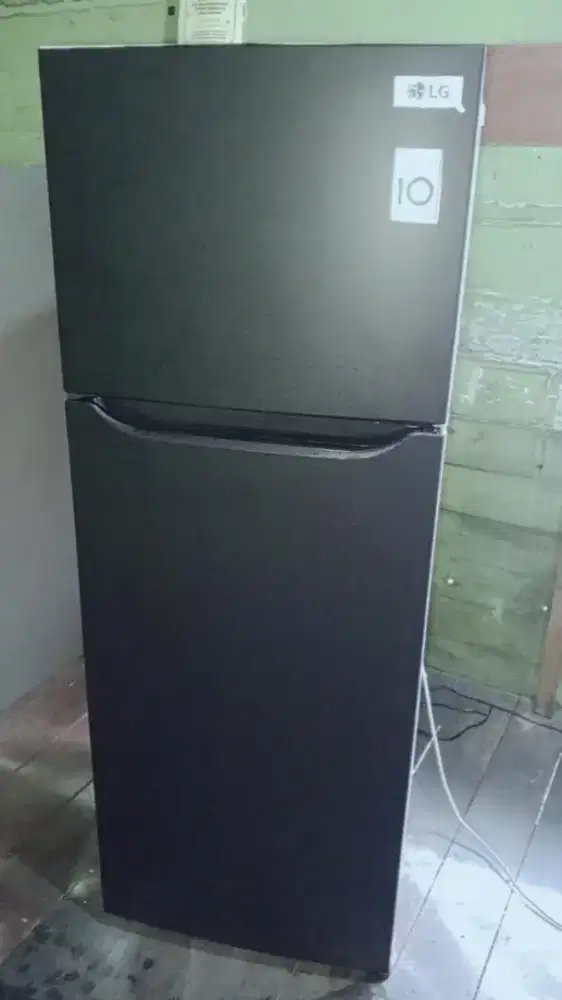 Kulkas 2pintu LG inverter no minus,siap pakai.
