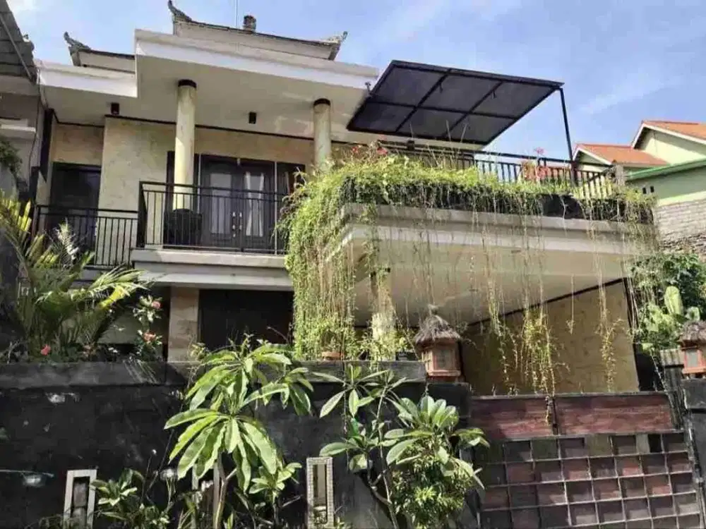 DIJUAL RUMAH LANTAI 2 SIAP HUNI LOKASI UBUNG KAJA