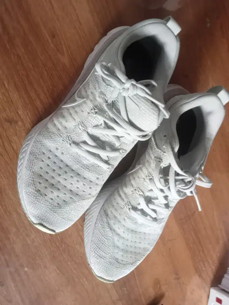 Nike React Infinity Run size 37.5, Masih Bagus, COD Cijantung Dsk