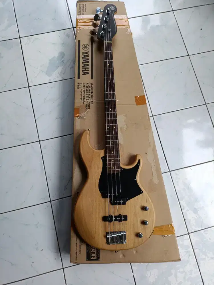 Yamaha BB234 Bass Guitar