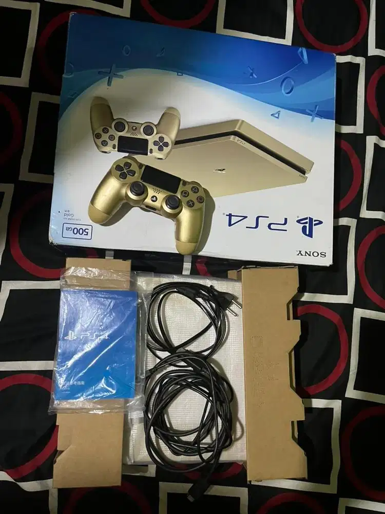 PS4 tipe slim seri20 limited edition gold rare fw 12.02