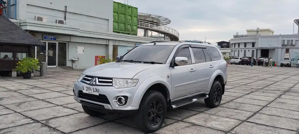 Mitsubishi Pajero Dakar disel matic TDP 15jt 2014