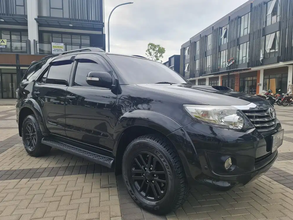 Toyota FORTUNER G VNT AT 2013