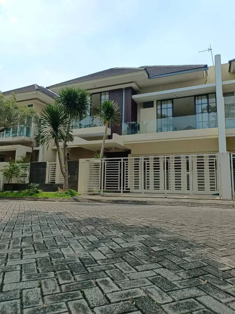 DIJUAL RUMAH CLUSTER ROYAL RESIDENCE SPLIT LEVEL SIAP HUNI